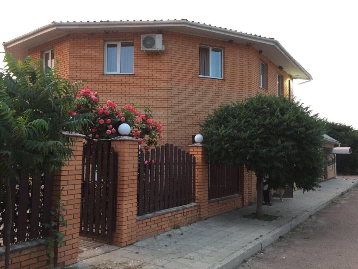 Мотельный Комплекс Телега Sula Exterior foto